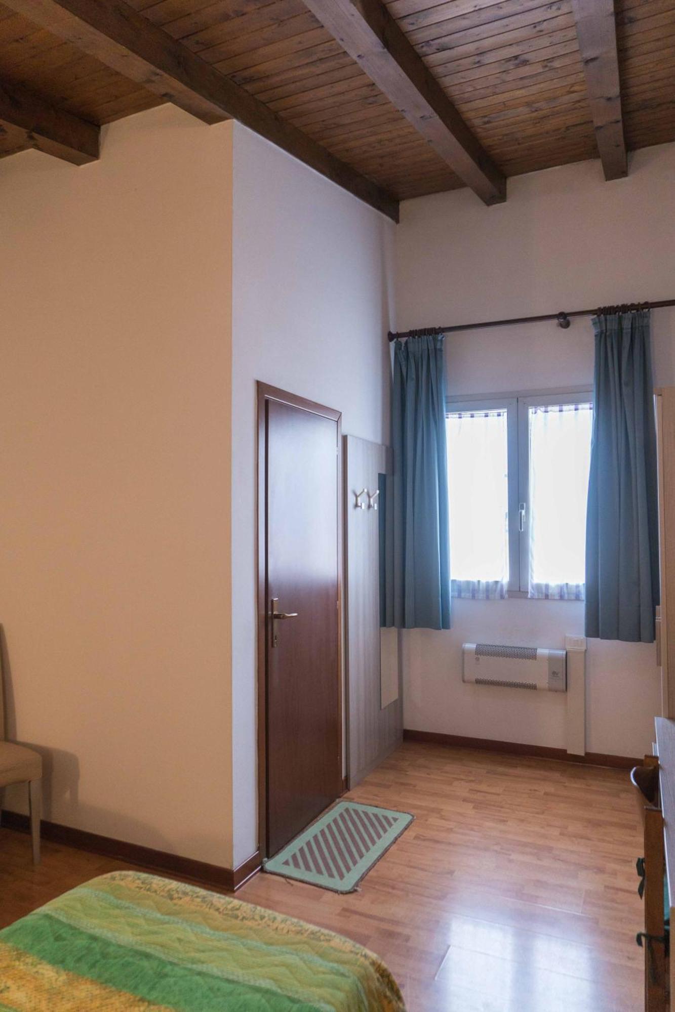 Ristorante Albergo Al Donatore 테오르 객실 사진