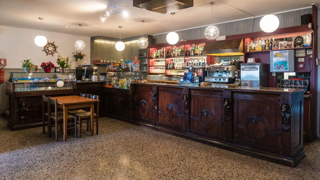 Ristorante Albergo Al Donatore 테오르 외부 사진